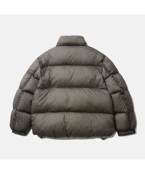 MOIF（モイフ）の「[AW25] SHADOW PUFFER DOWN PARKA / SHEER OLIVE（ダウンジャケット/コート・メンズ・その他・2(M)/3(L)/1(S)）」の2枚目の写真
