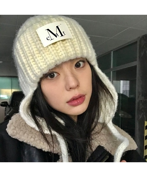 MUCENT(ムセント)の「マノンニットトゥルーパーハット 男女共用 (3カラー)(ハット・レディース・グレー/ブラック/アイボリー・FREE)」の2枚目の写真