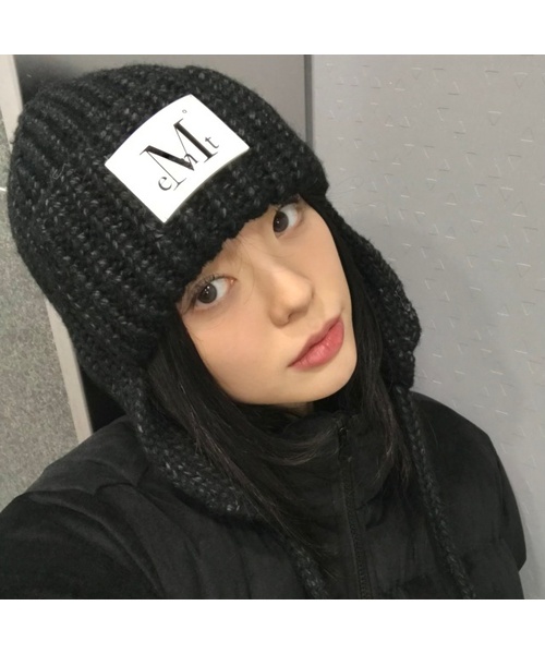 MUCENT(ムセント)の「マノンニットトゥルーパーハット 男女共用 (3カラー)(ハット・レディース・グレー/ブラック/アイボリー・FREE)」の1枚目の写真