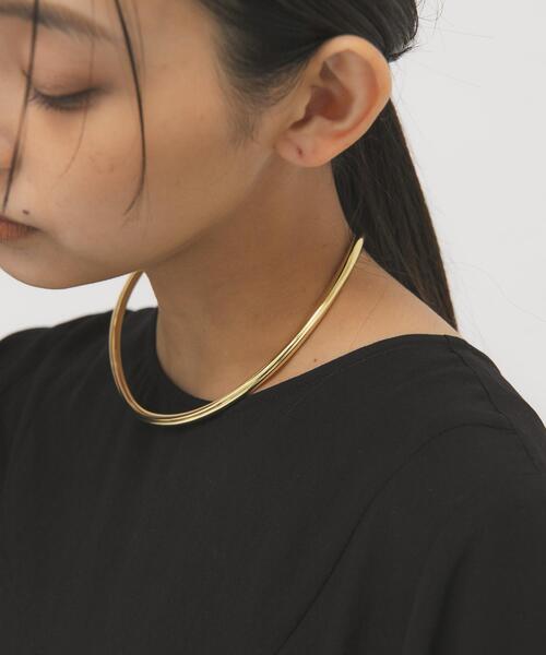 KBF（ケイビーエフ）の「ラウンドチョーカー（ネックレス・レディース・シルバー/ゴールド・ONE）」の2枚目の写真