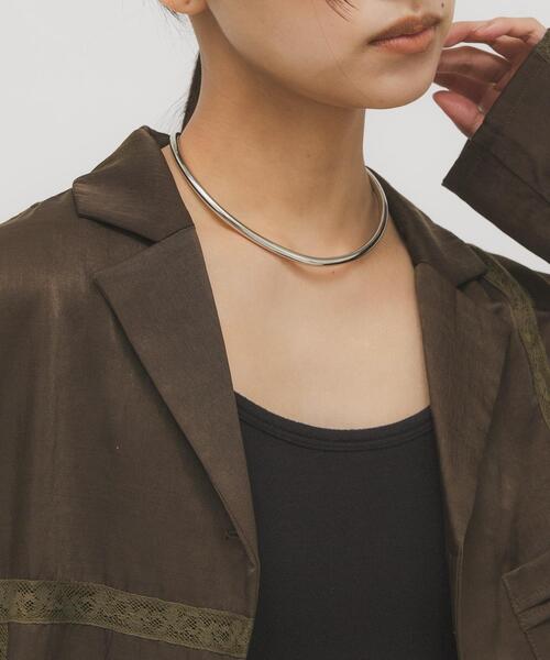 KBF（ケイビーエフ）の「ラウンドチョーカー（ネックレス・レディース・シルバー/ゴールド・ONE）」の3枚目の写真