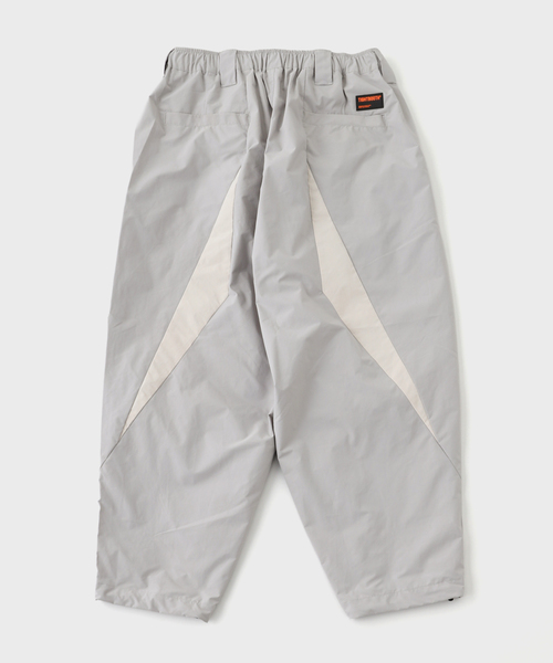 TIGHTBOOTH PRODUCTION（タイトブースプロダクション）の「TBPR / タイトブースプロダクション TRIANGLE BALLOON PANTS（その他パンツ・メンズ・グレー・LARGE/MEDIUM）」の2枚目の写真
