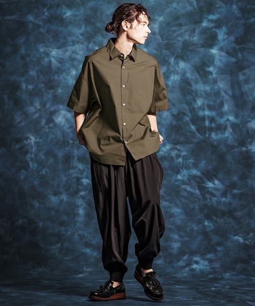Jih Nunc（ジーヌンク）の「mhs2496- スーピマコットンオーバーサイズシャツ(JIH-R1144)（ポロシャツ・メンズ・ラベンダー/ホワイト/オリーブ/ブラック・L/M/S）」の18枚目の写真