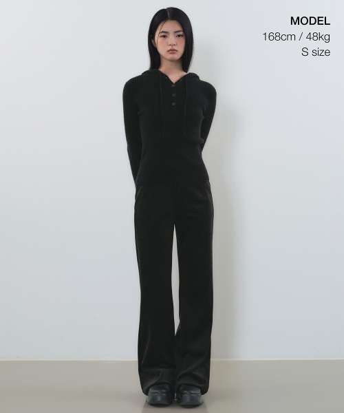 MUSINSA STANDARD WOMAN（ムシンサスタンダードウーマン）の「ウィメンズベルベットコーデュロイフレアバンディングパンツ[ブラック]（その他パンツ・レディース・その他・SMALL/MEDIUM/LARGE/X-SMALL）」の2枚目の写真