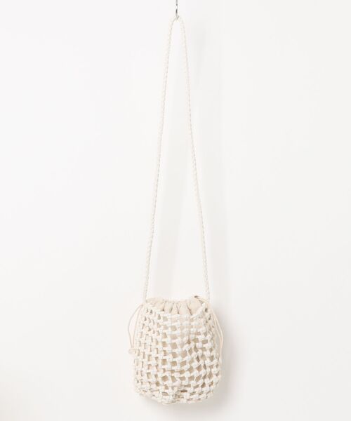 minia(ミニア)の「PUレザーのメッシュ編みショルダー< コットン巾着付き >(ショルダーバッグ・レディース・アイボリー/ブラック・FREE)」の3枚目の写真
