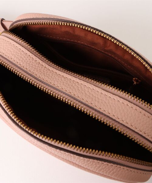 FOSSIL（フォッシル）の「フォッシル 斜めがけバッグ レディース レザー ピンク スマホ収納可 ZB11121682（ショルダーバッグ・レディース・ピンク・FREE）」の8枚目の写真