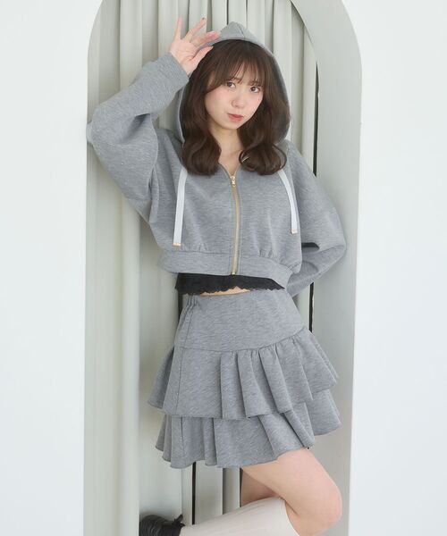 MAJESTIC LEGON(マジェスティックレゴン)の「キラキララインストーンスカパン(スカート・レディース・チャコールグレー/アイボリー/ピンクベージュ/ブラック/グレー・MEDIUM)」の5枚目の写真