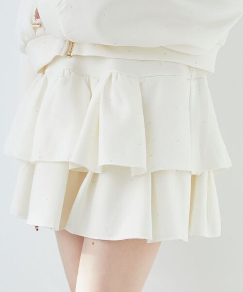 MAJESTIC LEGON(マジェスティックレゴン)の「キラキララインストーンスカパン(スカート・レディース・チャコールグレー/アイボリー/ピンクベージュ/ブラック/グレー・MEDIUM)」の9枚目の写真