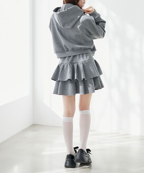 MAJESTIC LEGON(マジェスティックレゴン)の「キラキララインストーンスカパン(スカート・レディース・チャコールグレー/アイボリー/ピンクベージュ/ブラック/グレー・MEDIUM)」の19枚目の写真