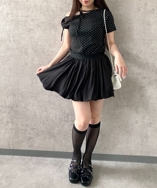 Mejoul（メジュール）の「【26年春夏新作】メリージェーンリボンクロスストラップフラットパンプス シューズ（パンプス・レディース・イエロー/レッド/シルバー/ブラック・S/L/M）」の14枚目の写真