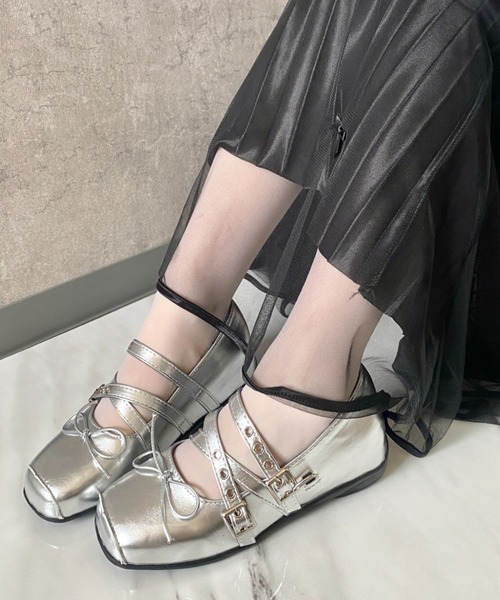 Mejoul（メジュール）の「【26年春夏新作】メリージェーンリボンクロスストラップフラットパンプス シューズ（パンプス・レディース・イエロー/レッド/シルバー/ブラック・S/L/M）」の18枚目の写真