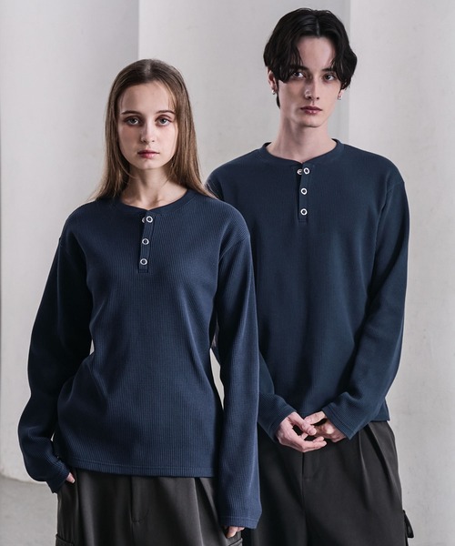 CLEL（クレイル）の「【CLEL】Functionary Thermal Henley Neck T-Shirt / ファンクショナリー サーマルヘンリーネックTシャツ(ロンT)（Tシャツ/カットソー・メンズ・ワイン/グレイッシュベージュ/杢グレー/ネイビー/ブラック・S/M/L/XS）」の4枚目の写真