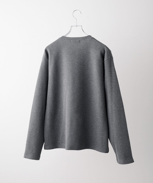CLEL(クレイル)の「【CLEL】Functionary Thermal Henley Neck T-Shirt / ファンクショナリー サーマルヘンリーネックTシャツ(ロンT)(抗菌防臭/吸水速乾)(Tシャツ/カットソー・メンズ・ワイン/グレイッシュベージュ/杢グレー/ネイビー/ブラック/ダークブラウン/グレー系1/グレー系・S/M/L/XS)」の20枚目の写真