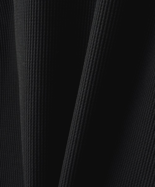 CLEL(クレイル)の「【CLEL】Functionary Thermal Henley Neck T-Shirt / ファンクショナリー サーマルヘンリーネックTシャツ(ロンT)(抗菌防臭/吸水速乾)(Tシャツ/カットソー・メンズ・ワイン/グレイッシュベージュ/杢グレー/ネイビー/ブラック/ダークブラウン/グレー系1/グレー系・S/M/L/XS)」の15枚目の写真