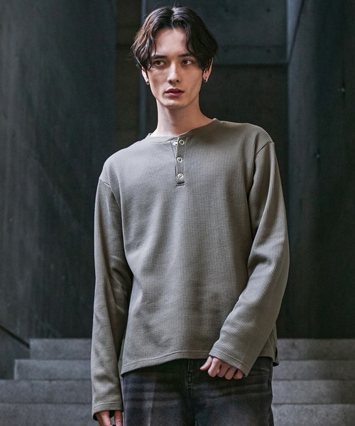 CLEL（クレイル）の「【CLEL】Functionary Thermal Henley Neck T-Shirt / ファンクショナリー サーマルヘンリーネックTシャツ(ロンT)（Tシャツ/カットソー・メンズ・ワイン/グレイッシュベージュ/杢グレー/ネイビー/ブラック・S/M/L/XS）」の7枚目の写真