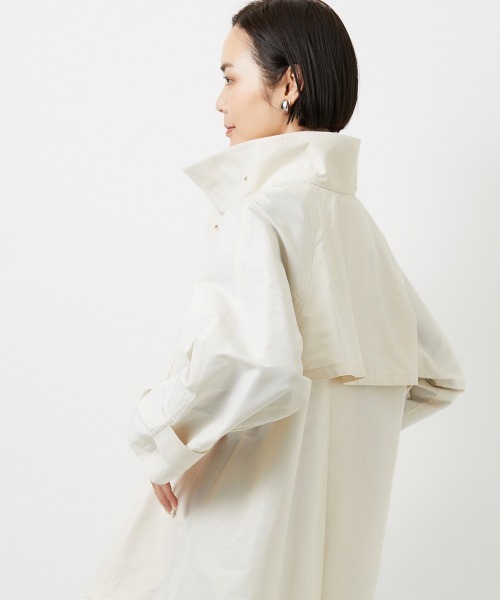 MICHEL KLEIN(ミッシェル・クラン)の「ミドル丈スタンドライトコート(ステンカラーコート・レディース・ネイビー/アイボリー・38)」の2枚目の写真