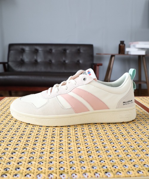 PALLADIUM(パラディウム)の「PALLACUP FLAME LTH パラカップ フレイム ローカット スニーカー(スニーカー・メンズ・ホワイト×ライトピンク/ホワイト×ブラック/オフホワイト・27cm/26.5cm/25.5cm/25cm/24.5cm/24cm/23.5cm/28cm/27.5cm/22.5cm/23cm)」の19枚目の写真
