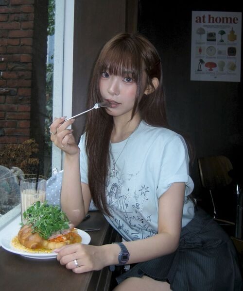 LUVISTRUE(ラヴイズトゥルー)の「EL ANGELIC GRAPHIC TEE(WHITE)(Tシャツ/カットソー・レディース・その他・FREE)」の6枚目の写真