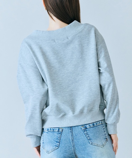 Audie a Muses（オーディアミューズ）の「ラメ裏毛ビジュー付きプルオーバー（Tシャツ/カットソー・レディース・ブラック/グレー・38/42）」の7枚目の写真