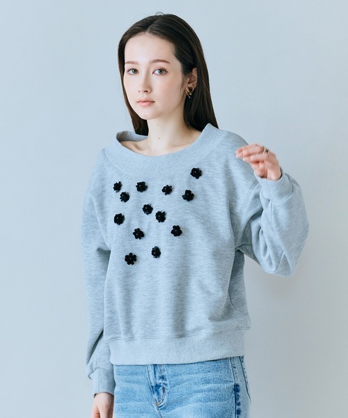 Audie a Muses（オーディアミューズ）の「ラメ裏毛ビジュー付きプルオーバー（Tシャツ/カットソー・レディース・ブラック/グレー・38/42）」の11枚目の写真