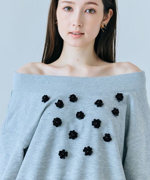 Audie a Muses（オーディアミューズ）の「ラメ裏毛ビジュー付きプルオーバー（Tシャツ/カットソー・レディース・ブラック/グレー・38/42）」の15枚目の写真