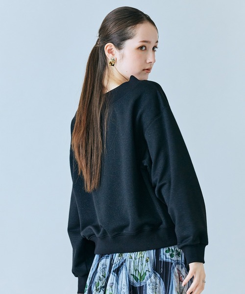 Audie a Muses（オーディアミューズ）の「ラメ裏毛ビジュー付きプルオーバー（Tシャツ/カットソー・レディース・ブラック/グレー・38/42）」の20枚目の写真