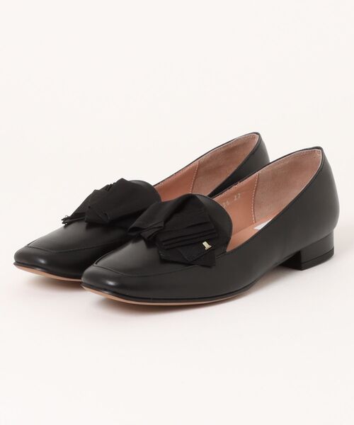 LANVIN en Bleu（ランバンオンブルー）の「グログランたたみリボンローファー（ローファー・レディース・ブラック/ベージュ/ネイビー・22.5cm/23.0cm/23.5cm/24.0cm/24.5cm/22.0cm）」の2枚目の写真