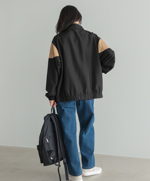 itto...(イット)の「配色スタンドカラージップアップブルゾン(ブルゾン・レディース・ブラック/ベージュ・M)」の15枚目の写真