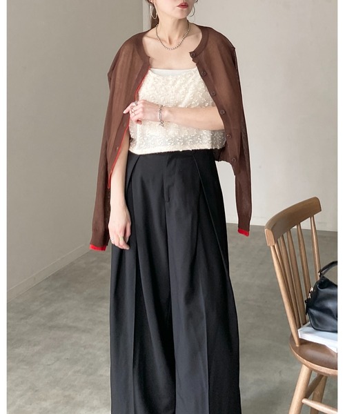 She's Closet(シーズクローゼット)の「リネン混 ショート丈 長袖 配色バイカラー シアーニットカーディガン(カーディガン/ボレロ・レディース・チャコールグレー/ブラウン/ブラック・FREE)」の14枚目の写真
