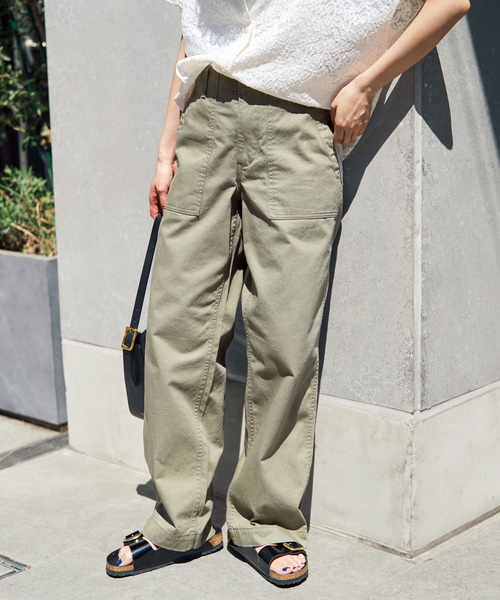 Spick & Span(スピックアンドスパン)の「《追加2》ルーズベイカーパンツ(カーゴパンツ・レディース・ホワイト/ベージュ系その他/サファリグリーン・40/38/36/34)」の22枚目の写真