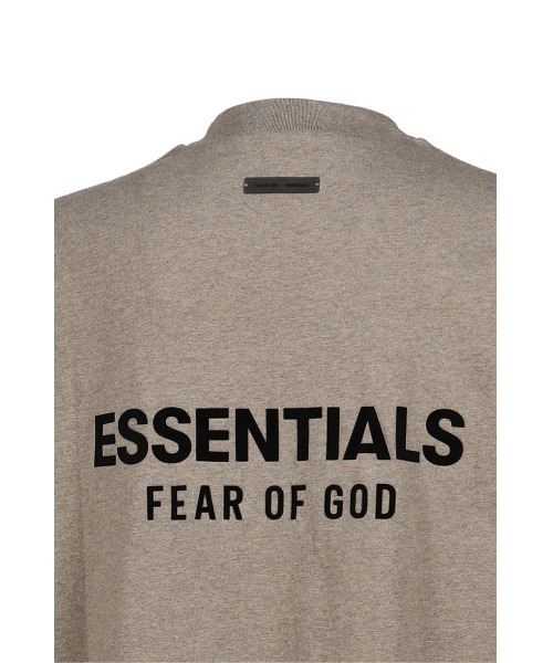 FOG ESSENTIALS（エフオージーエッセンシャルズ）の「CLASSIC LONG SLEEVE TEE（Tシャツ/カットソー・メンズ・ブラック/グレー/ホワイト・X-SMALL/SMALL/MEDIUM/X-LARGE/XX-LARGE/LARGE）」の4枚目の写真