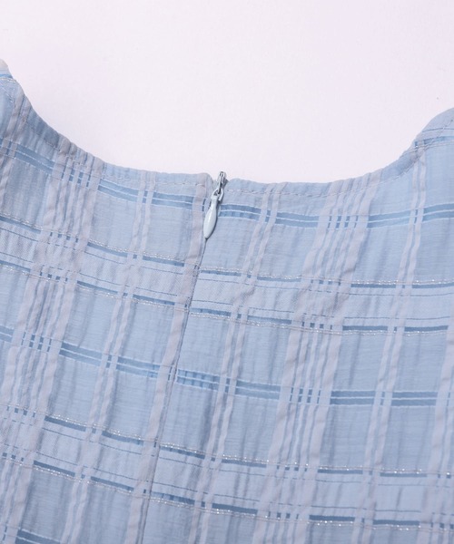 Fit more（フィットモア）の「シアーチェックパールネックレストップス（その他トップス・レディース・ホワイト/ネイビー/ブルー・FREE）」の18枚目の写真