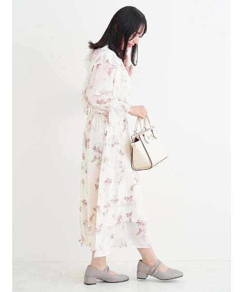 Re-J&SUPURE(リジェイアンドスプル)の「【大きいサイズ】シアー花柄肩フリルワンピース(ワンピース・レディース・キナリ/オフホワイト・XXXX-LARGE/XXX-LARGE/XX-LARGE)」の5枚目の写真
