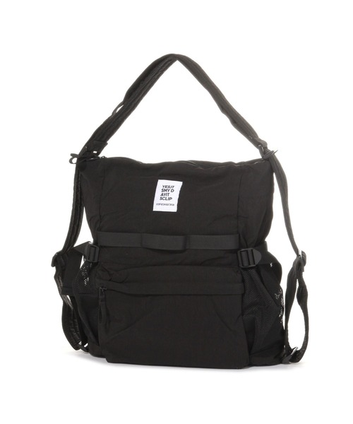 studio CLIP(スタディオクリップ)の「【撥水/12ポケット構造/500mlボトル収納可】マルチWAYバッグ(ショルダーバッグ・レディース・ブラック/ベージュ・FREE)」の3枚目の写真