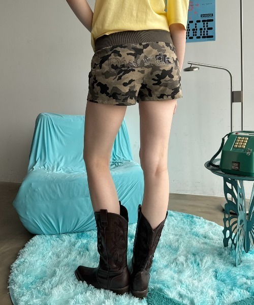 SHAGGIE(シャギー)の「ロゴストーンドロストショートパンツ(その他パンツ・レディース・ブラック×ホワイト/カモフラージュ/ブラック・FREE)」の10枚目の写真