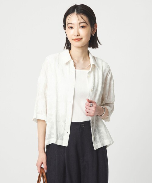 green label relaxing(グリーンレーベルリラクシング)の「カット ジャガード ショートスリーブ シャツ(シャツ/ブラウス・レディース・ホワイト/ブラック・FREE)」の7枚目の写真