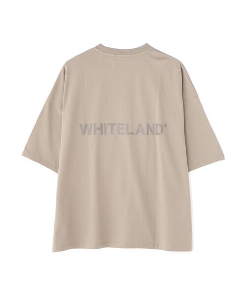 WHITELAND（ホワイトランド）の「【WEB&DEPOT限定】WHITELAND/ホワイトランド/LOGO S/S TEE（Tシャツ/カットソー・メンズ・ベージュ/グレー・L/M/S）」の3枚目の写真