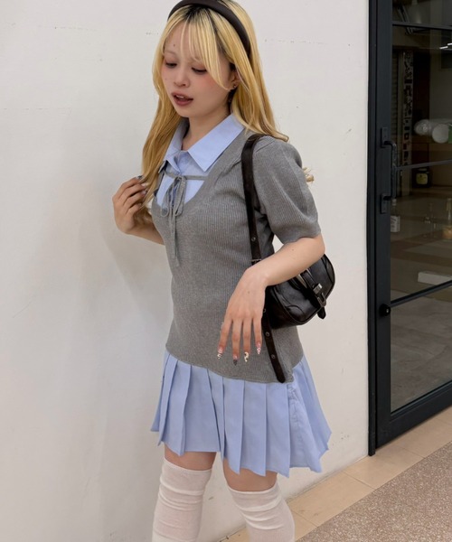 continuer de NICE CLAUP（コンティニューデナイスクラップ）の「カレッジ風のムード漂う、裾プリーツドッキングニットワンピース（ワンピース・レディース・トップグレー/ネイビー/アイボリー・FREE）」の3枚目の写真