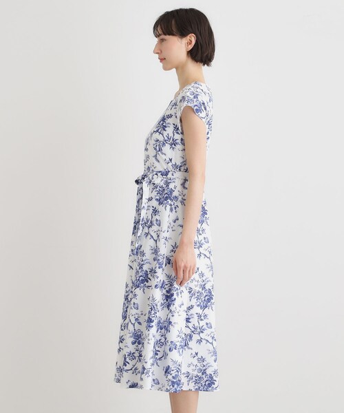 LAURA ASHLEY(ローラアシュレイ)の「【洗える/コットン100%/3colors/同柄アイテムあり】ウォールド ガーデン柄ワンピース(ワンピース・レディース・ネイビー系/ダークグリーン系/ブルー系・38/40)」の17枚目の写真