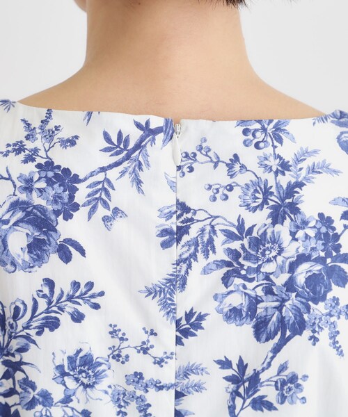 LAURA ASHLEY(ローラアシュレイ)の「【洗える/コットン100%/3colors/同柄アイテムあり】ウォールド ガーデン柄ワンピース(ワンピース・レディース・ネイビー系/ダークグリーン系/ブルー系・38/40)」の20枚目の写真