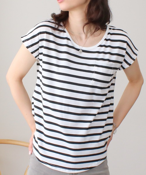 NYLAUS(ナイラス)の「【SG】Uネック 美ラインシンプルベーシックTシャツ 半袖Tシャツ(Tシャツ/カットソー・レディース・オレンジ/イエロー/モカ/ピンク/ブラック/ライトグレー/ホワイト/パープル/カーキ/ブラック系その他/ホワイト系その他・LL/L/M/S/3L)」の1枚目の写真