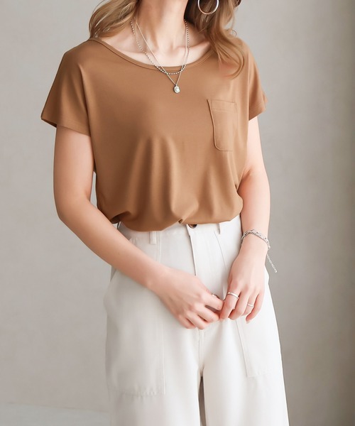 NYLAUS(ナイラス)の「【SG】Uネック 美ラインシンプルベーシックTシャツ 半袖Tシャツ(Tシャツ/カットソー・レディース・オレンジ/イエロー/モカ/ピンク/ブラック/ライトグレー/ホワイト/パープル/カーキ/ブラック系その他/ホワイト系その他・LL/L/M/S/3L)」の6枚目の写真