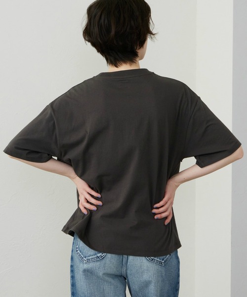 Lee(リー)の「Lee/リー シャーリングTシャツ(Tシャツ/カットソー・レディース・ホワイト/チャコール/グレー・MEDIUM/LARGE)」の16枚目の写真
