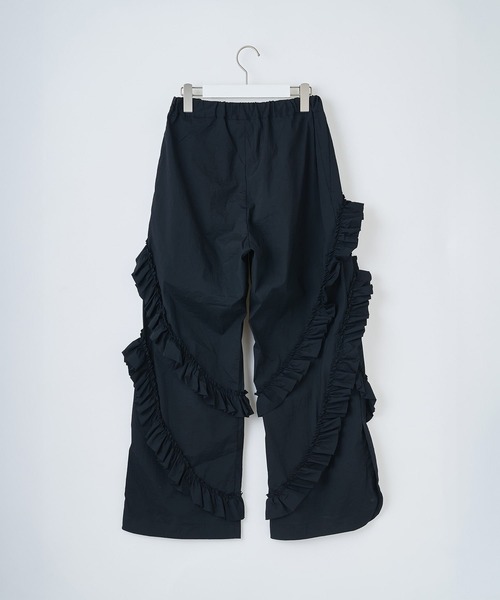 CONZ（コンズ）の「【naokitomizuka(ナオキトミヅカ)】WILD THINGS Frilled pants（その他パンツ・レディース・ブラック・34）」の5枚目の写真