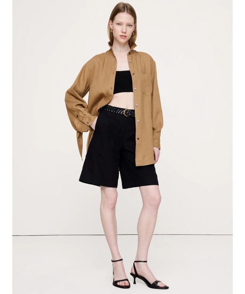 Banana Republic(バナナリパブリック)の「オーバーサイズ タイカフ リネンシャツ(シャツ/ブラウス・レディース・ブラウン/ブラック/アイボリー・L/M/S/XS)」の4枚目の写真