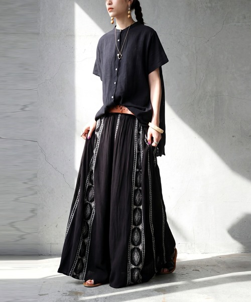 antiqua(アンティカ)の「刺繍 フレア ロング スカート(スカート・レディース・ブラック/ブルー/ホワイト・ONESIZE)」の9枚目の写真