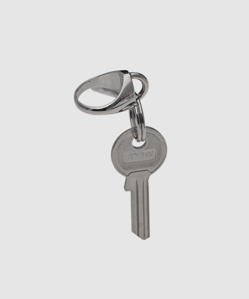 D'heygere（ディヘラ）の「Key Ring Signet Ring（リング・レディース・シルバー・1）」の2枚目の写真