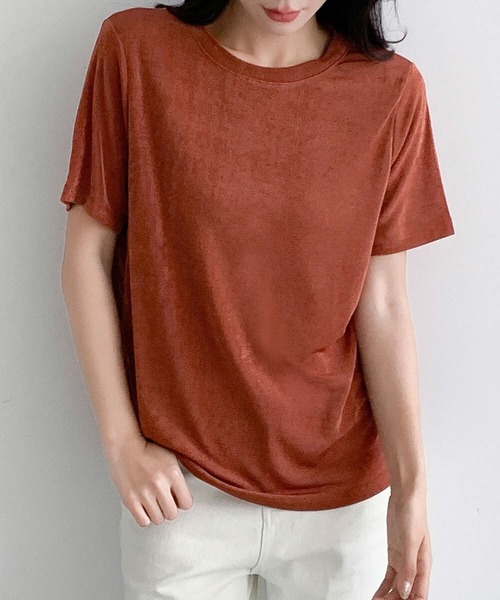 LOWO(ロワ)の「綿混クルーネックオーバーサイズ無地Tシャツ しっとりとしたシルキーな光沢と伸縮性が魅力の大人トップス(Tシャツ/カットソー・レディース・ブラウン/グレー/テラコッタ/ブラック・FREE)」の7枚目の写真