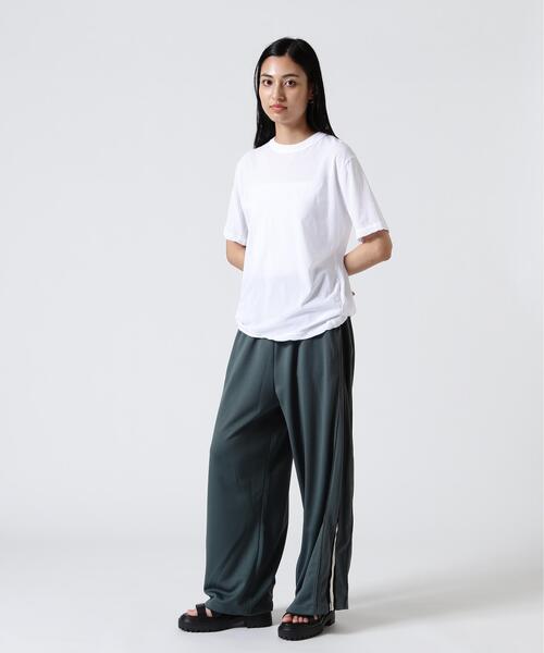 ATON(エイトン)の「ATON (エイトン) FRESCA SINGLE JERSEY /STANDARD T-SHIRT(Tシャツ/カットソー・レディース・ブラック/ブルー系その他3/ホワイト/モスグリーン/ピンク系その他3・2)」の22枚目の写真