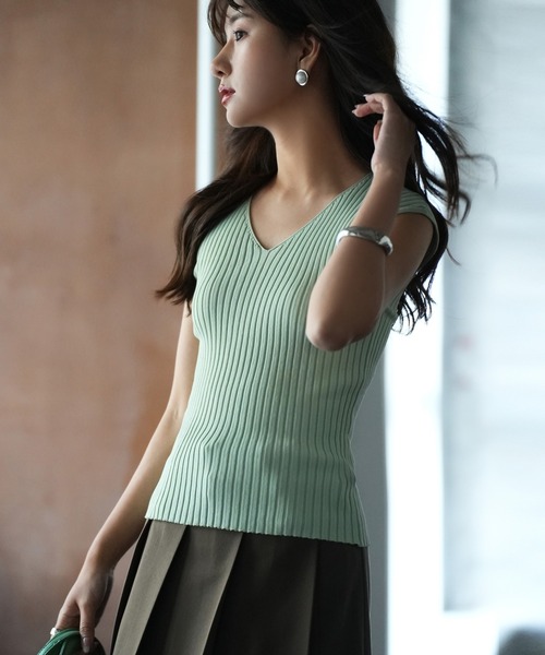 DRESS PLUS(ドレスプラス)の「フレンチスリーブリブ切替サマーニットトップス(ニット/セーター・レディース・ベージュ/パープル/ネイビー/グリーン系その他/グリーン系その他2/ミント/パープル系その他/グリーン/ベージュ系その他2/パープル系その他2/バイオレット/ベビーピンク/カーキ/ライトベージュ/アイボリー/ブラック・M/L)」の10枚目の写真